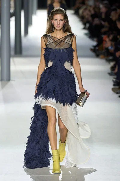 Look 59